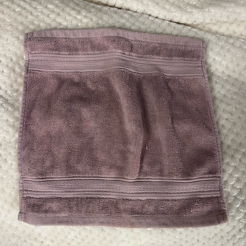DKNY light purple square washcloth